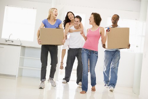 Customer-centric man and van moving service in Ealing